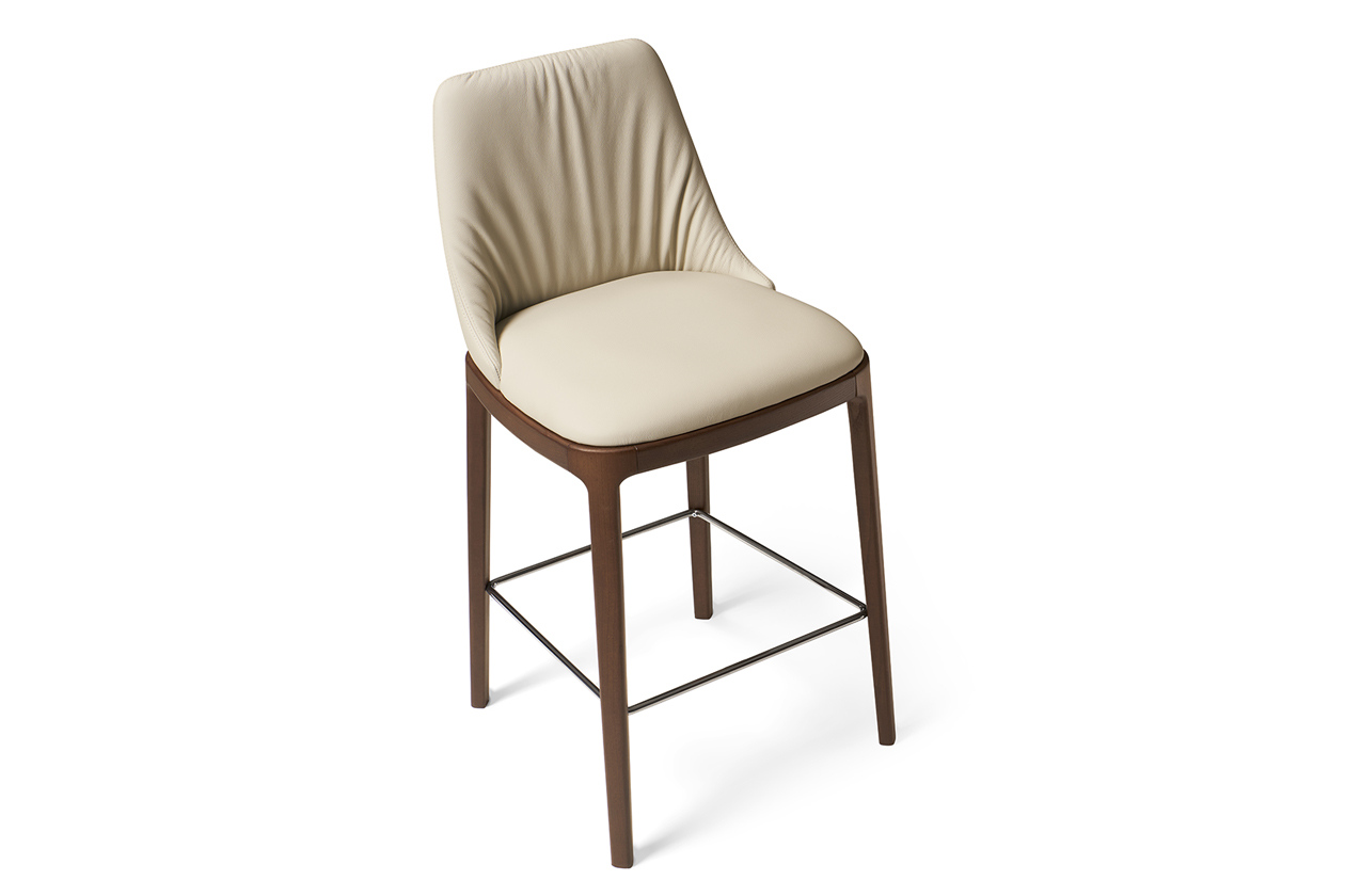 max-stool-2-jpg